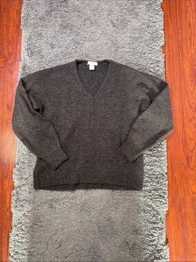 H&M Chocolate Brown V-Neck Relaxed Fine Knit Sweater - Size XS